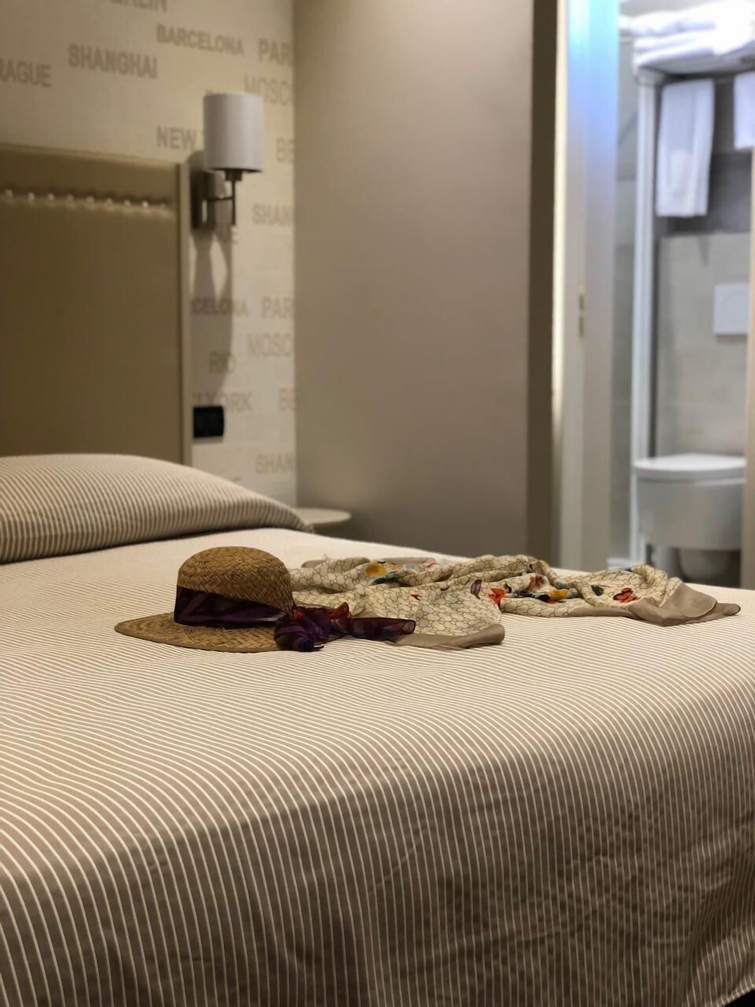 Hotel Piccinelli ريميني المظهر الخارجي الصورة
