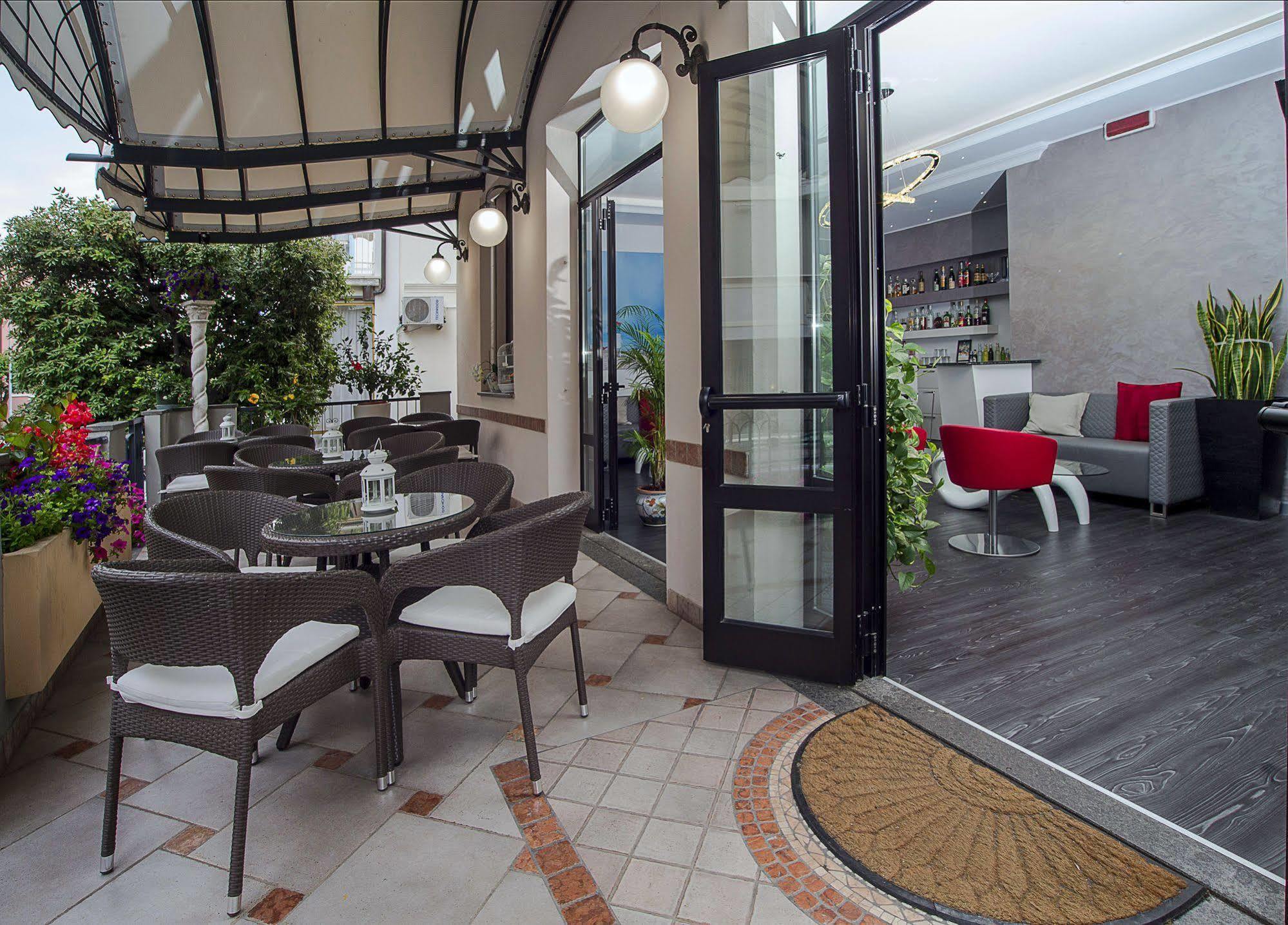 Hotel Piccinelli ريميني المظهر الخارجي الصورة